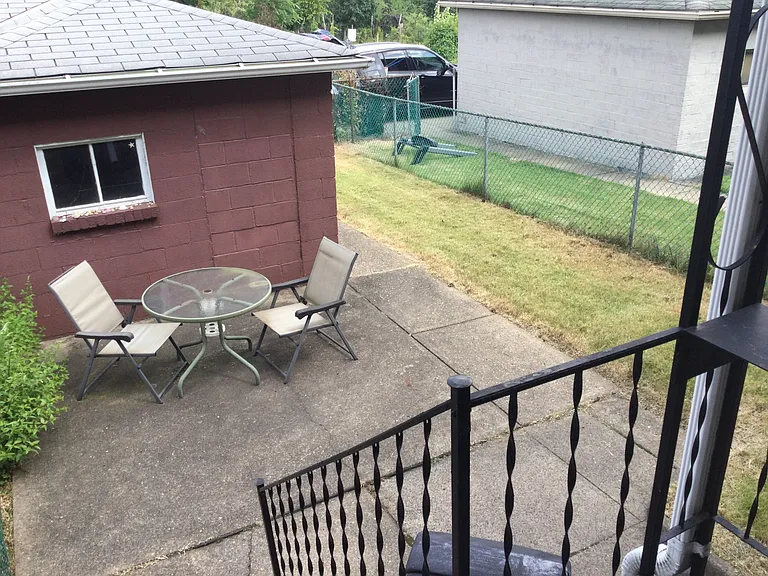 3332 Parkview Ave — Photo 13
