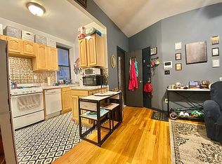 225 Columbus Ave #2, New York, NY 10023