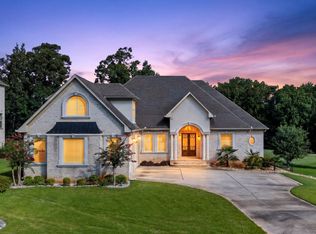 2308 Braunsroth Ln, Hampton, GA 30228