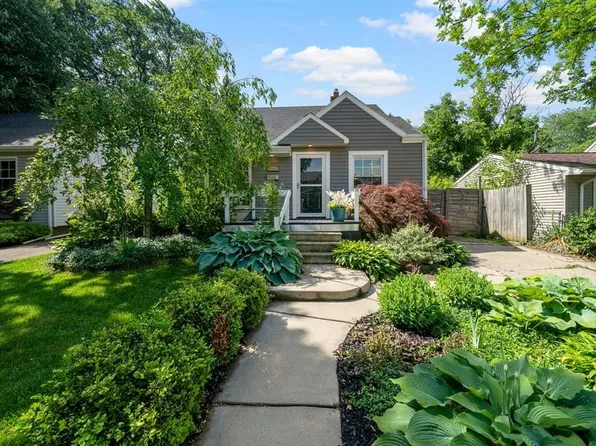2420 Harwood Ave, Royal Oak, MI 48067
