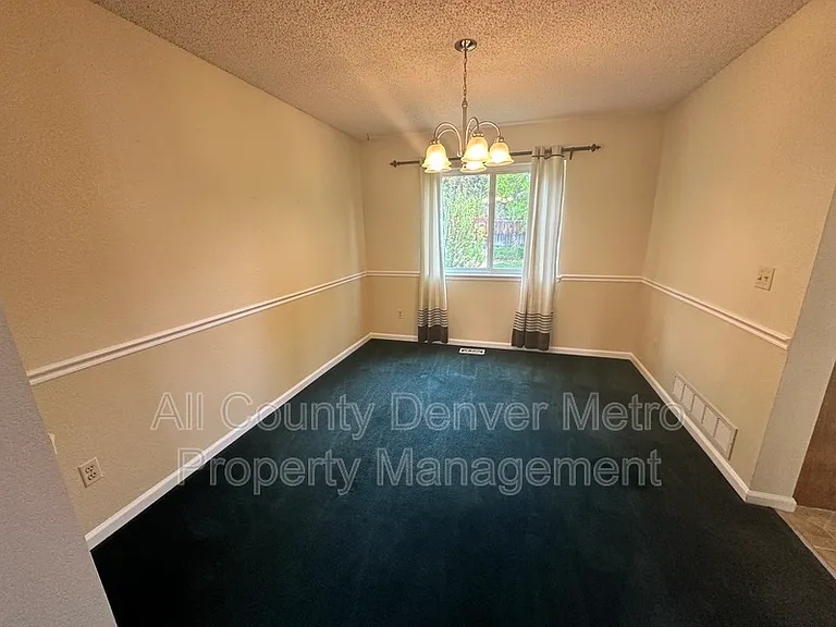 1427 McIntosh Ave — Photo 11
