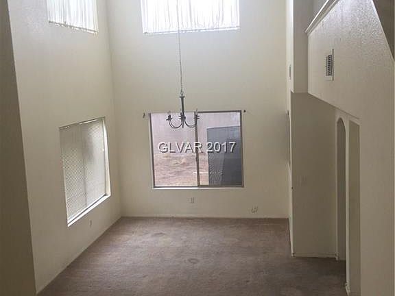 3rd image of 4712 Cliff Breeze Dr #0