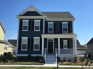 3357 Patrick Henry Dr, Chesapeake, VA 23323