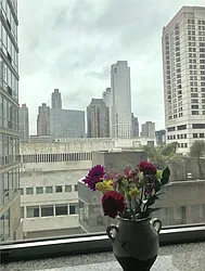 Rented by R New York