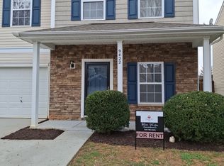 9422 Darwick St, Charlotte, NC 28216