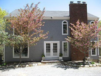 2nd image of 31 Island View Dr W