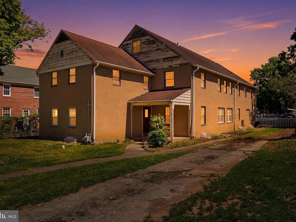 1st image of 207 Ulmer Ave