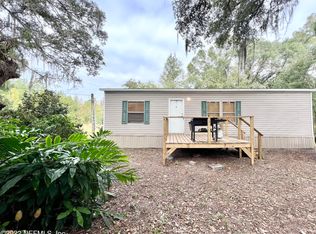 286 Johns Rd, Palatka, FL 32177