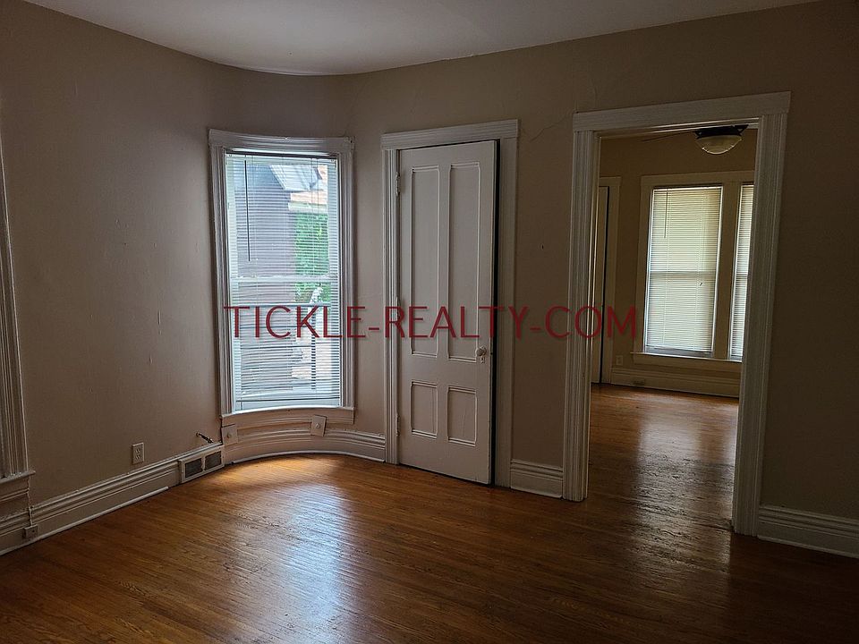 1st image of 79 Prince St #3