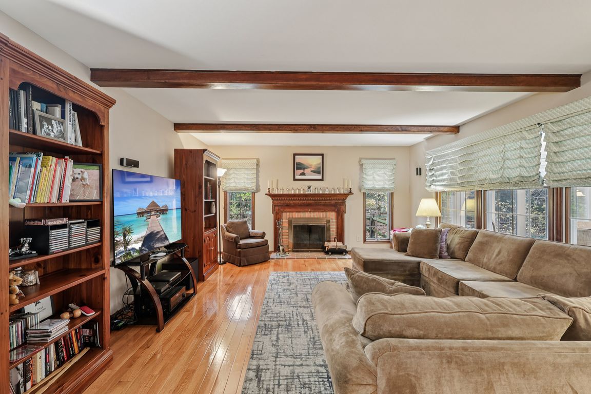 next background image