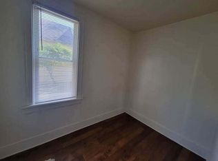 2235 S 20th St, Milwaukee, WI 53215