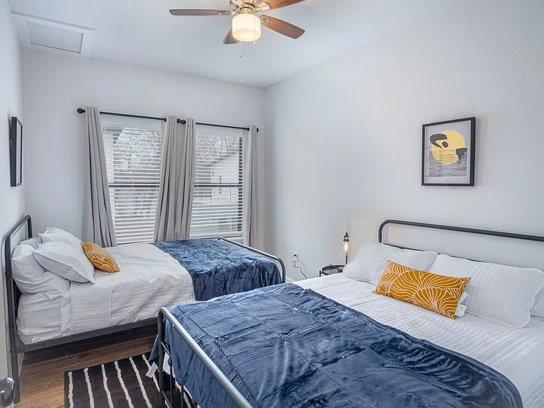 1018 Delaware St #2 — Photo 10