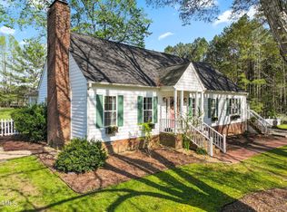 425 Weatherly Dr, Durham, NC 27703