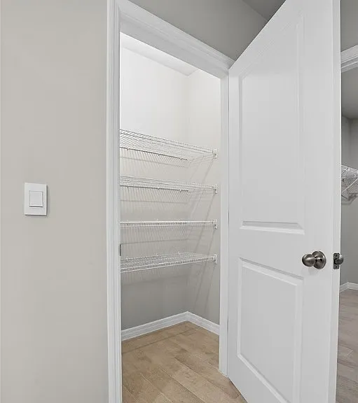 553 Kingsbury Ln #553 — Photo 13
