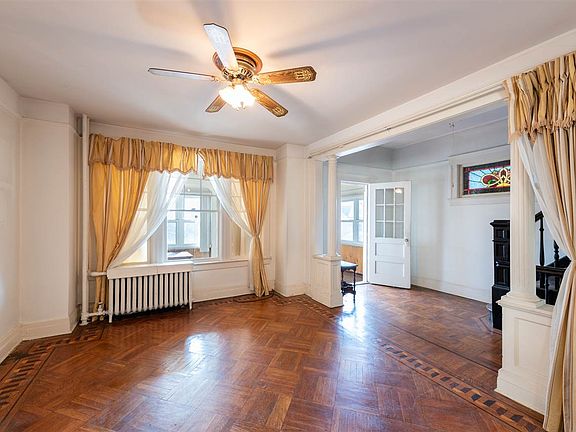 2nd image of 228 Harrison Ave
