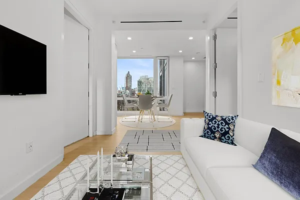 Rented by Doorway NYC, LLC | media 36