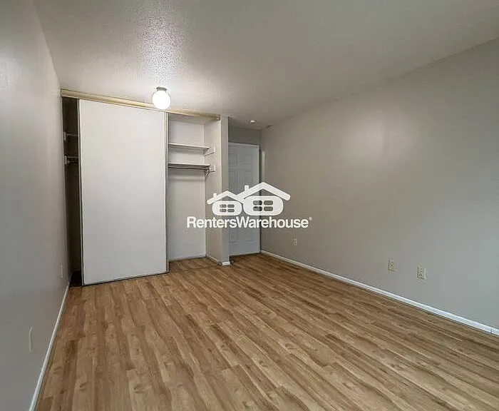 4648 Cedar Lake Rd S #1 — Photo 12