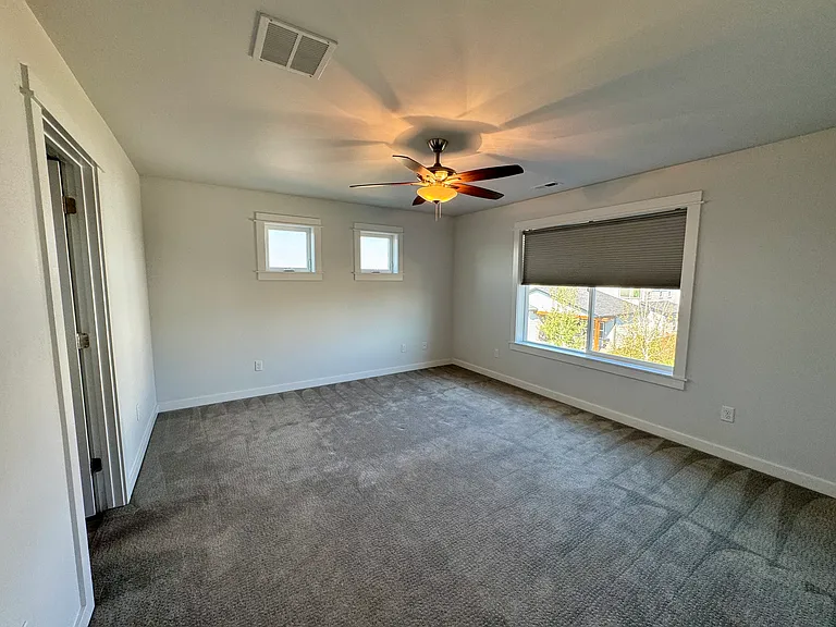 2927 Flurry Ln — Photo 16