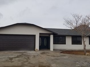 16050 Wyandot Rd, Apple Valley, CA 92307