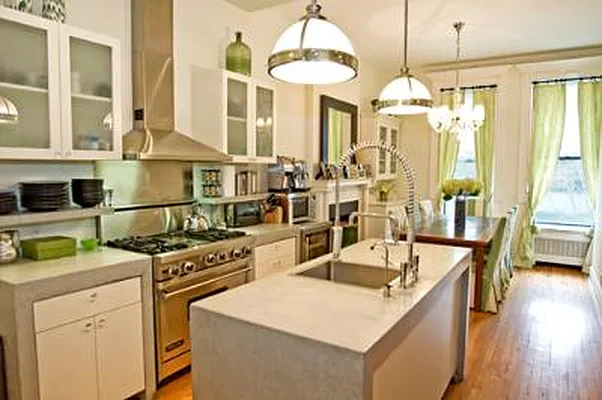 Sold by Corcoran | media 32