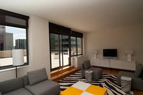 Rented by Stonehenge NYC LLC | media 2