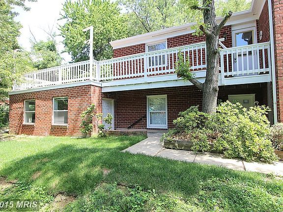 Exterior side w/ two entrances