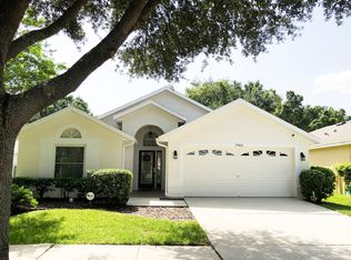 15462 Osprey Glen Dr, Lithia, FL 33547