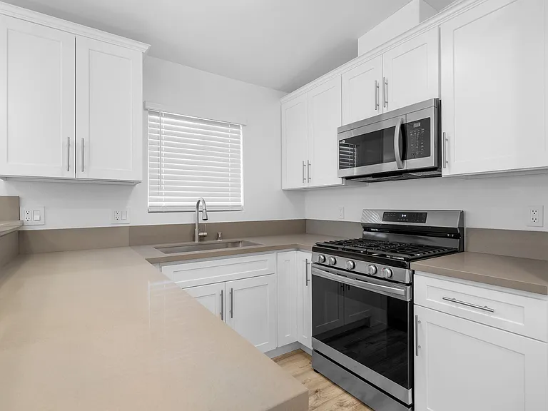 309 Sinclair Ave #309 — Photo 11