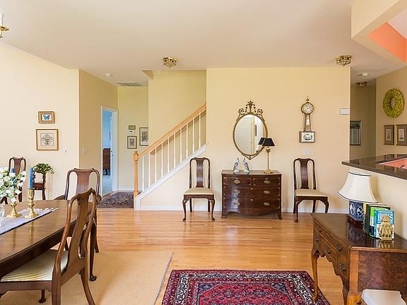 2nd image of 31 Spyglass Landing Dr #28