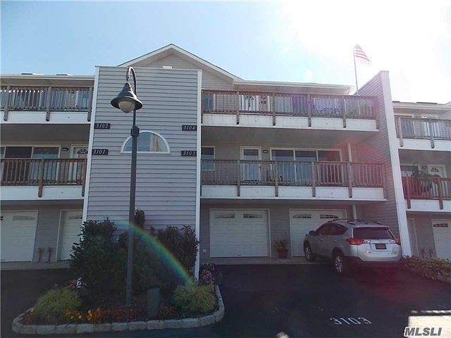 1st image of 3103 Bluffs Dr S