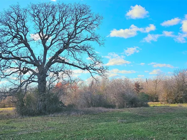 Davis Rd, Huntsville, TX 77320