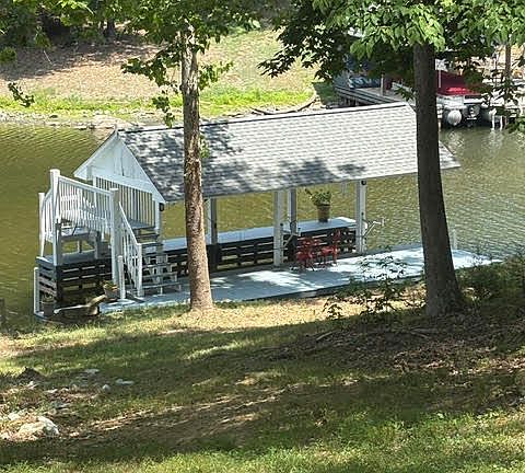 3rd image of 270 Kelley Ridge Rd