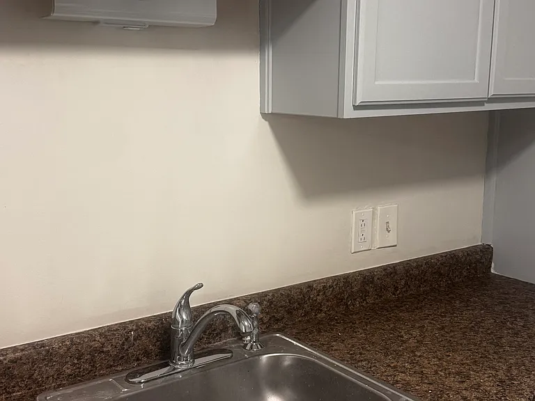 1031 Estudillo St #1025 — Photo 11