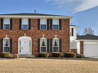 324 Beacon Point Ln, Grover, MO 63040