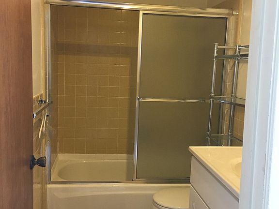 3rd image of 2886 Geary Blvd APT 3