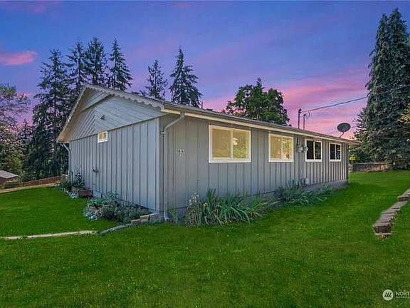 4th image of 18816 Mountain View Dr E #F