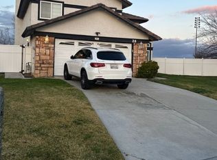 28 Coliseum St, Perris, CA 92571