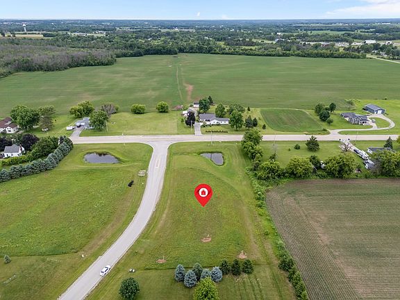 2nd image of Fox View Dr