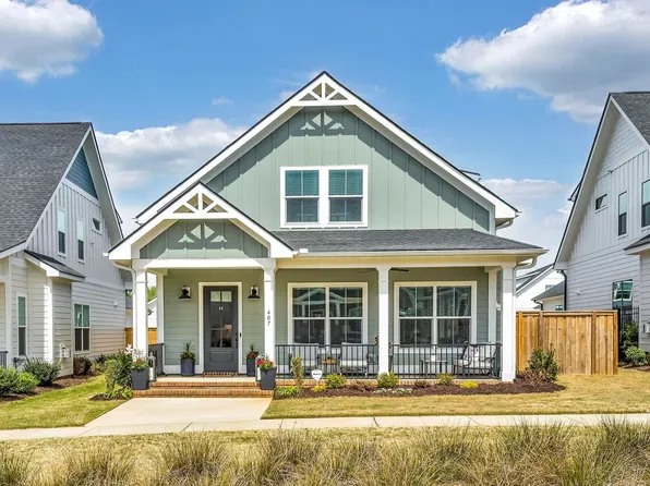 407 McKlee Dr, Travelers Rest, SC 29690