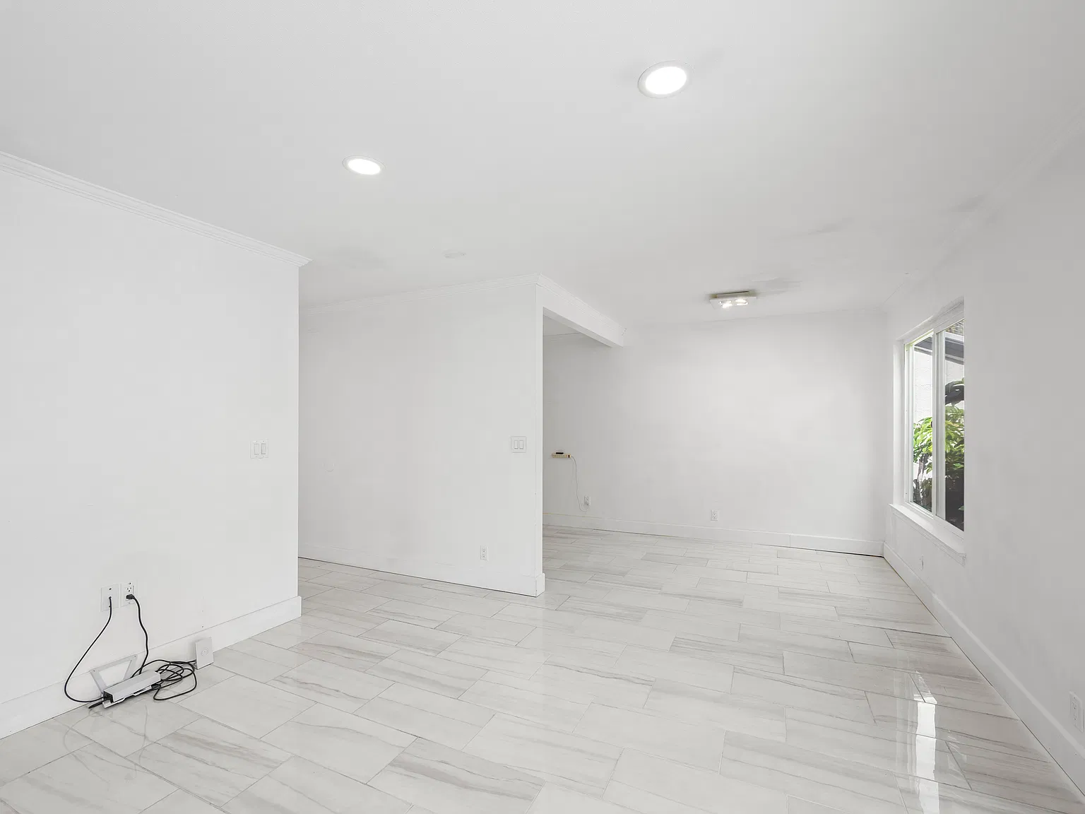 1 bed, 691 sqft, $3,100 — Photo 2