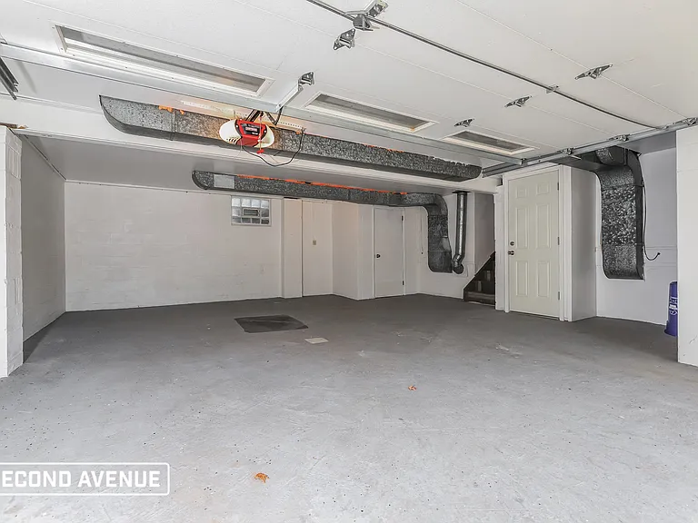 138 College Park Dr — Photo 10