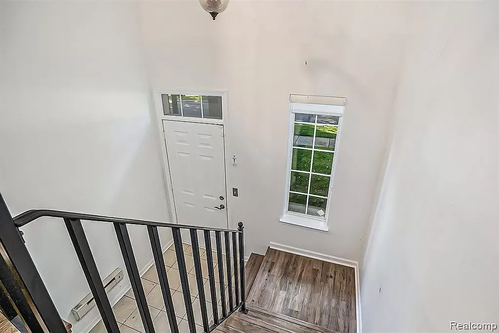 2 bed, 1525 sqft, $1,950 — Photo 2