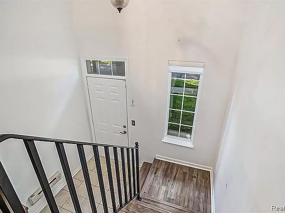 2nd image of 13439 Forest Ridge Blvd