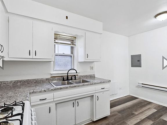 4th image of 1208 S 49th Ct #11