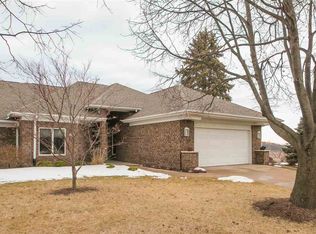 656 Larch Ln, Iowa City, IA 52245