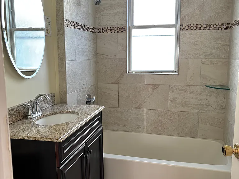 30 Early Ave #2 — Photo 9