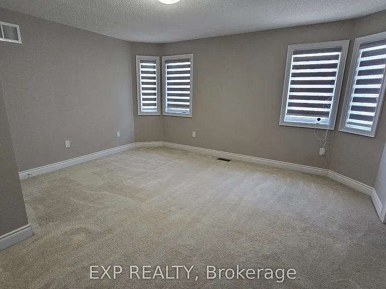 2209 Blackbird Ct — Photo 11