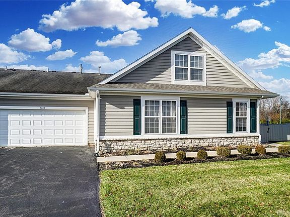 3rd image of 4782 Cobblestone Dr