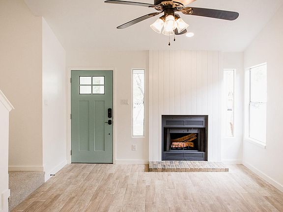 3rd image of 10613 Archdale Dr