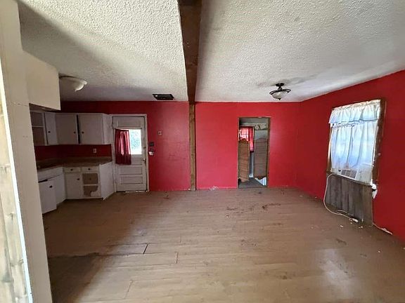 2nd image of 223 Cherry Ave